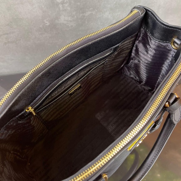 LUX TOTE BAG - Picture 7 of 9